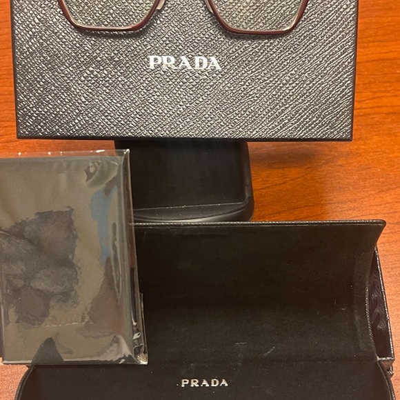 Prada glasses - Picture 9 of 9